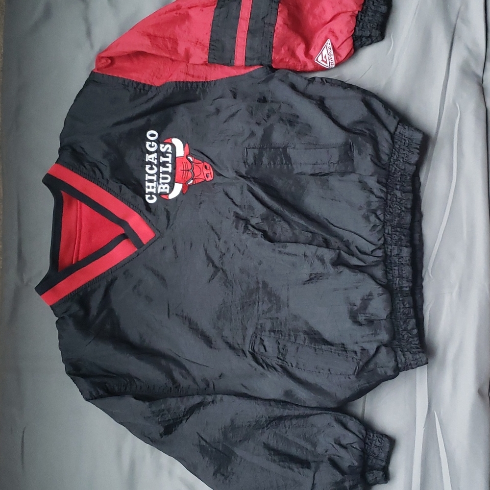 Reversible Chicago Bulls Pullover Jacket